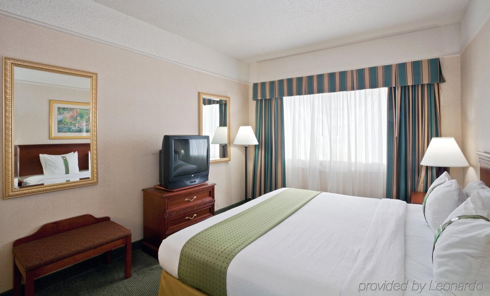 Holiday Inn Hotel & Suites Overland Park-West, An Ihg Hotel Ruang foto